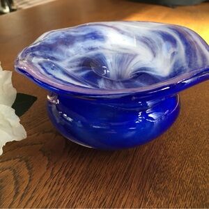 Single bud /corsage bud vase - blue white gorgeous